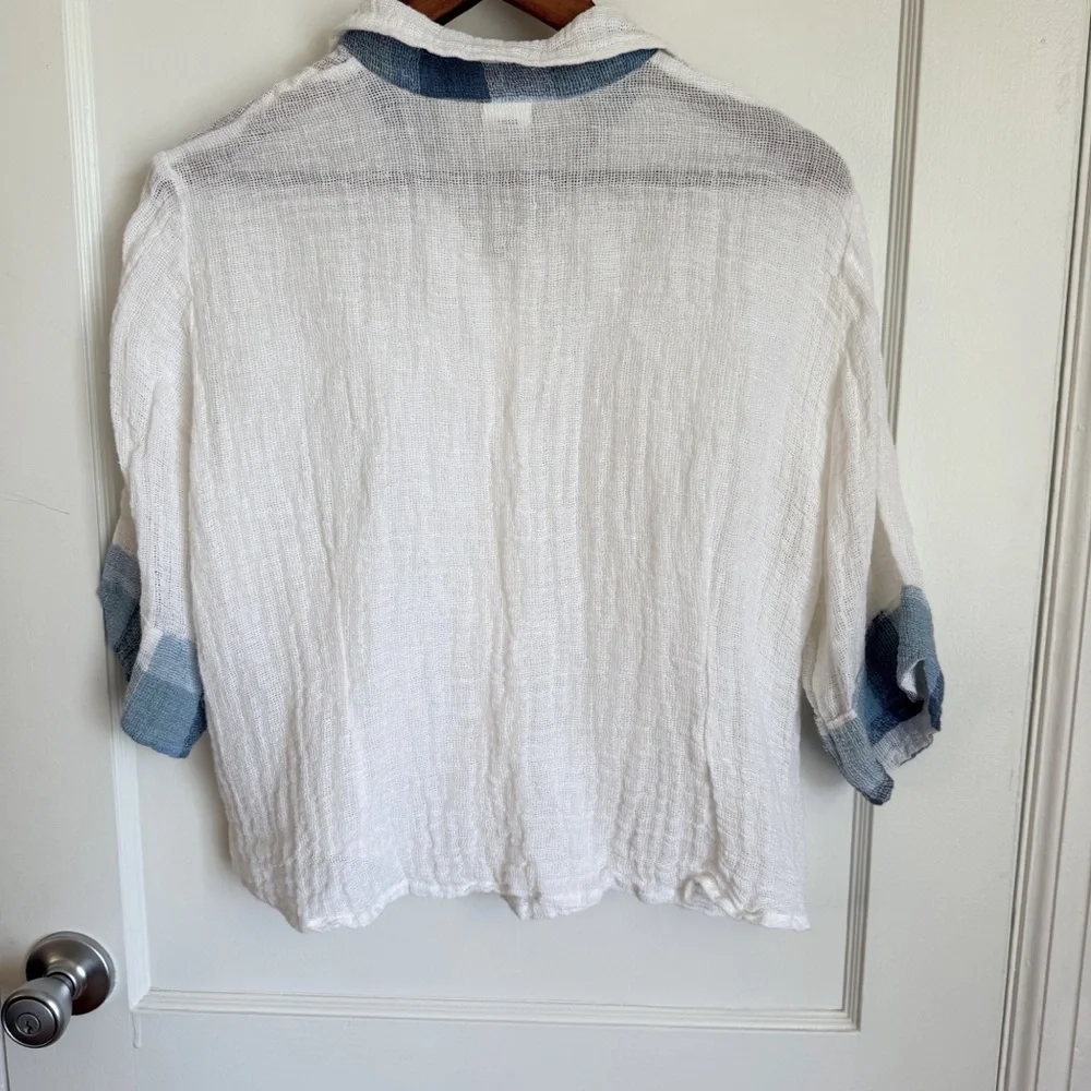 Marilu White Linen Button Up Sheer Blouse With Blue Accents - Picture 8 of 9